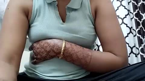 Snapshot of khushisinghh chatting on 02.08.25 khushisinghh online show from 02.08.25