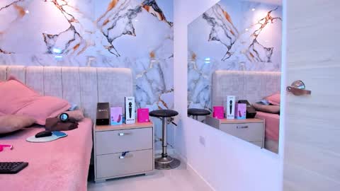    N         M online show from 03.20.26