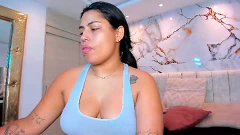 Snapshot of kiana_cream chatting on 07.11.26 N M online show from 07.11.26