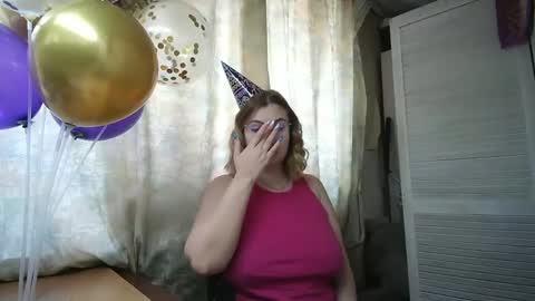 kianna_dior_ online show from 02.08.25