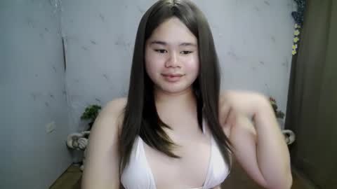 Your SweetGirl Ts online show from 02.19.25