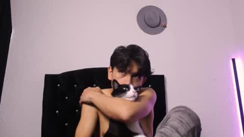 Adrian  Chlloe online show from 11.04.25