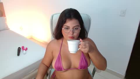 Kiara Evans online show from 09.16.25