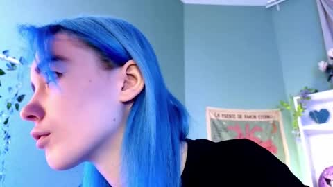 Kira online show from 12.03.25