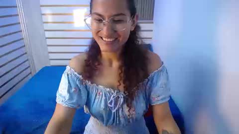 kiara valmont online show from 03.14.26