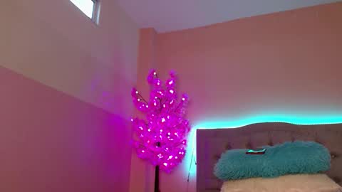 Kiara Benedetti online show from 11.29.25