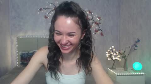 Snapshot of kiaracriegs chatting on 03.21.26 Kara online show from 03.21.26