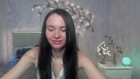 Snapshot of kiaracriegs chatting on 03.28.26 Kara online show from 03.28.26