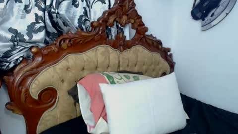 Snapshot of kiaralenon chatting on 02.19.25 kiaralenon online show from 02.19.25