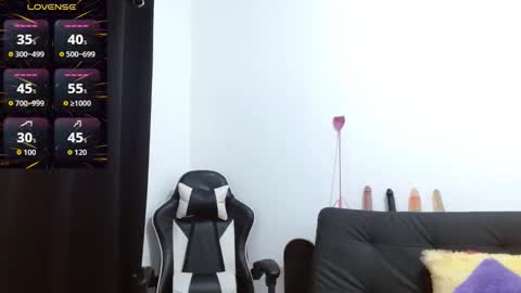 KiaraRider online show from 12.15.25