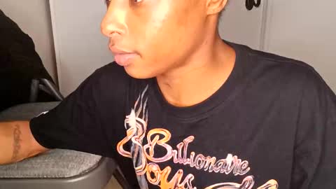 HunneysPlayRoom online show from 02.12.26