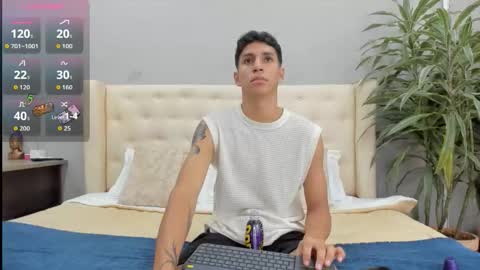 Snapshot of kieran_derek chatting on 09.25.25 Kieran Derek online show from 09.25.25