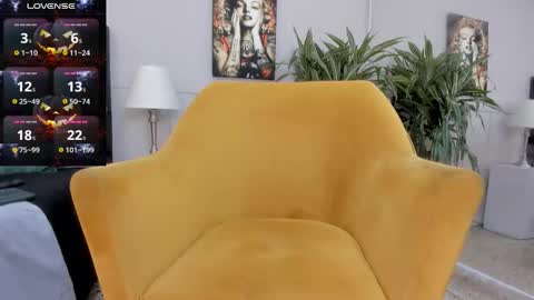 Snapshot of kieran_derek chatting on 10.26.25 Kieran Derek online show from 10.26.25