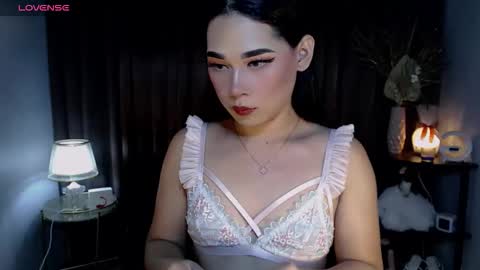 Im Mia online show from 09.17.25