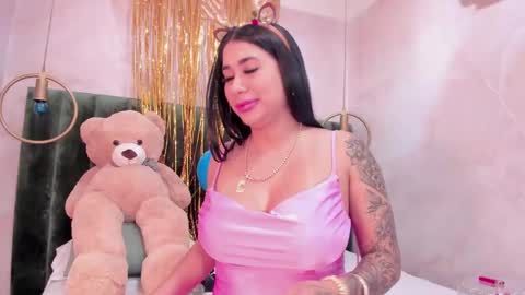 Kim online show from 01.19.25