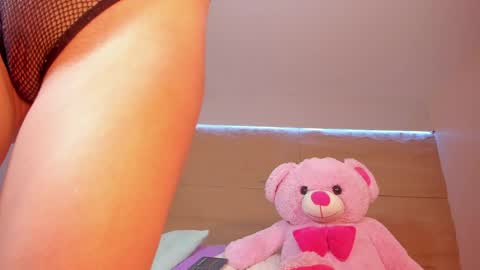 KIM COOPER online show from 01.20.25