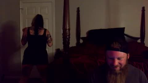 Kiki and daddy  online show from 04.26.26