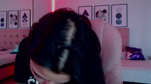 kIKI online show from 01.16.26