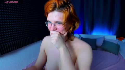 Kiki online show from 12.16.24