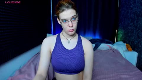 Kiki online show from 01.14.25