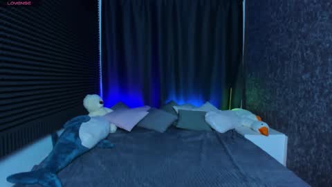 Kiki online show from 02.14.25