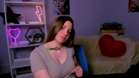 Snapshot of kiki_swan chatting on 03.07.25 kiki_swan online show from 03.07.25