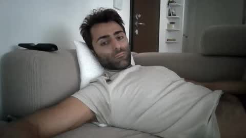 kikkus01 online show from 10.07.25