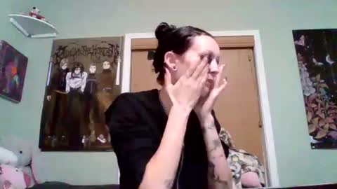 Snapshot of killakat21 chatting on 11.24.25 Kat 3 online show from 11.24.25