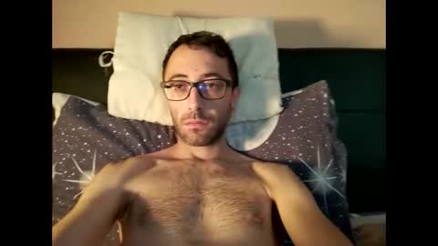 Snapshot of killua1993 chatting on 10.08.25 kingstoned online show from 10.08.25