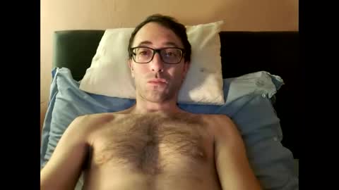 Snapshot of killua1993 chatting on 11.12.25 kingstoned online show from 11.12.25