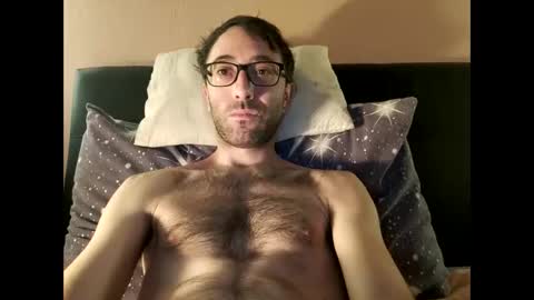 Snapshot of killua1993 chatting on 12.18.25 kingstoned online show from 12.18.25