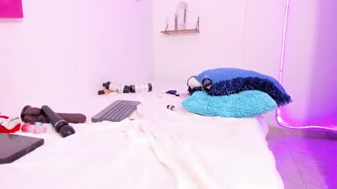 kim online show from 01.16.25