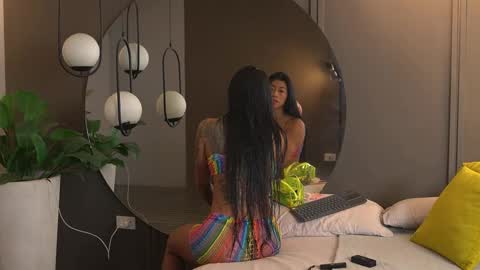 Kim online show from 09.17.25