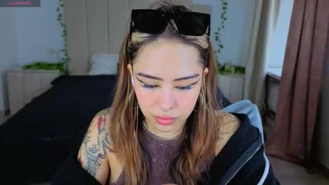 Kim online show from 10.29.25