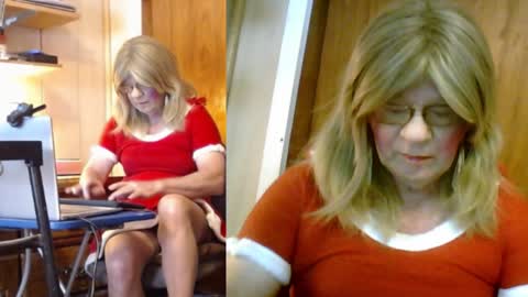 kim crossdresser     no nude room and clean chat only. online show from 12.24.24