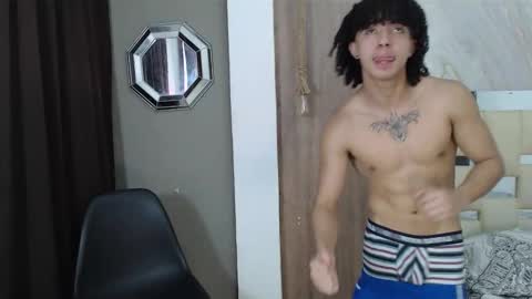 Snapshot of kim_curly_ chatting on 02.05.26 KIM online show from 02.05.26