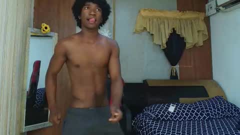 Snapshot of kim_curly_ chatting on 02.26.26 KIM online show from 02.26.26