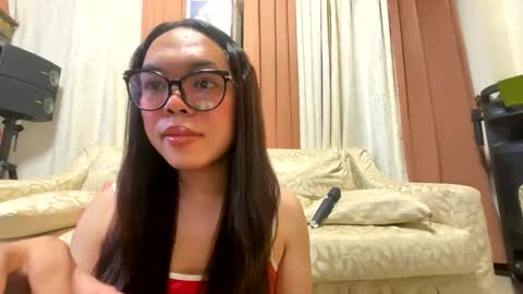 Snapshot of kim_kyile chatting on 05.22.26 KYLIE online show from 05.22.26