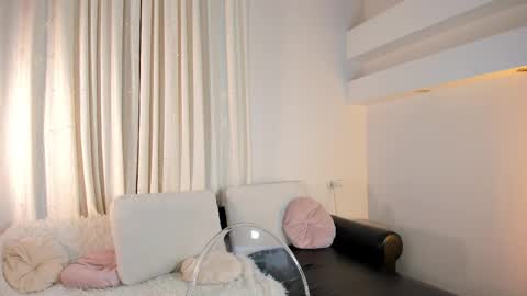 Snapshot of kim_oberlin chatting on 01.08.26 Kim Oberlin online show from 01.08.26