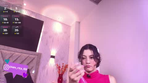 Kim  online show from 06.13.26