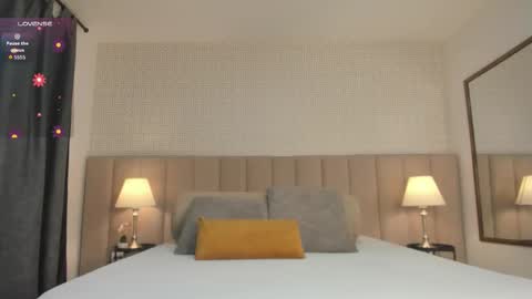 Snapshot of kim_spencer chatting on 09.09.25 Kim online show from 09.09.25