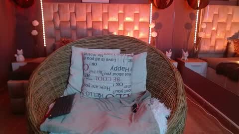 Kym online show from 02.25.26