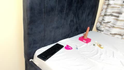 Snapshot of kimberly_blaze chatting on 02.03.26 kimberly_blaze online show from 02.03.26