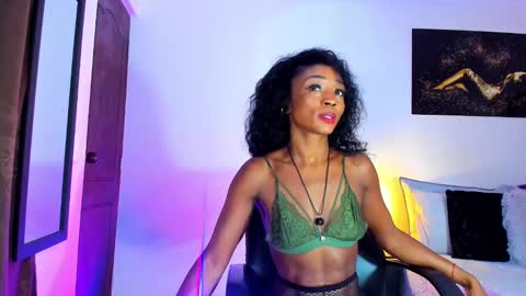 Kimberly Banks online show from 02.27.25