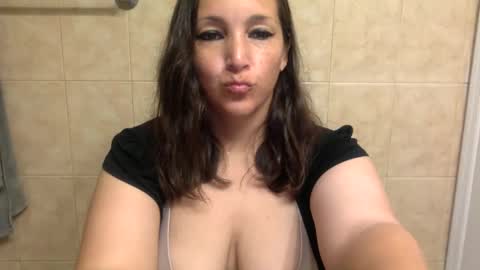 KimberlyLynn online show from 10.29.25