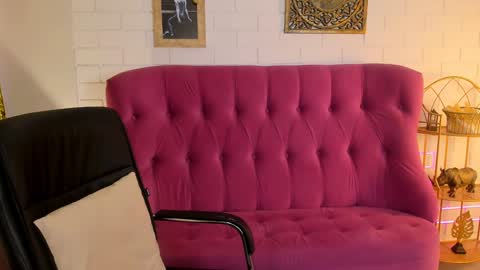 The one that you wont be able to forget online show from 01.14.25