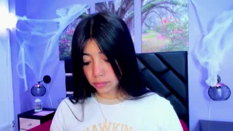 Kimberly Villalobos online show from 10.17.25