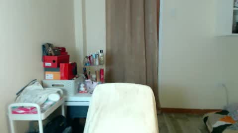 kimchie_21 online show from 02.26.26