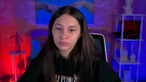 kimclarks online show from 10.07.25