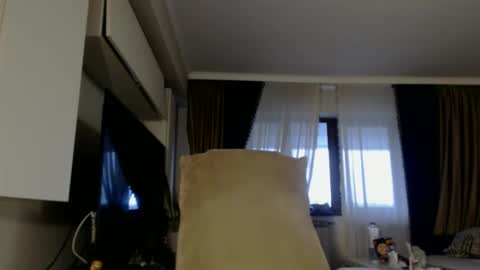 Kim Lee  online show from 11.28.25